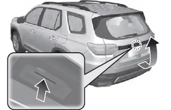 Models with power tailgate - Honda Pilot 2023